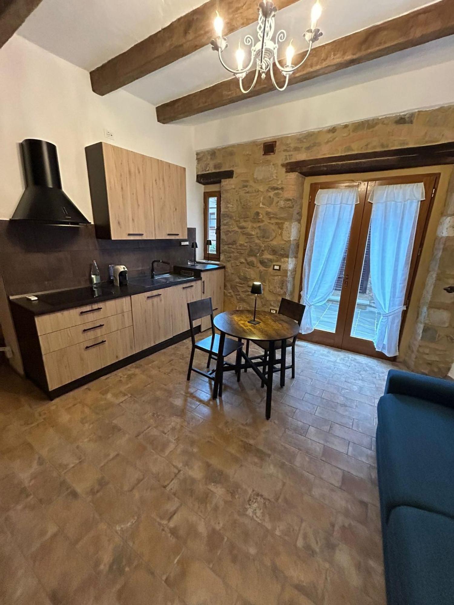Borgo Di Mezzo Apartment Castelnuovo dellʼAbate Exterior foto